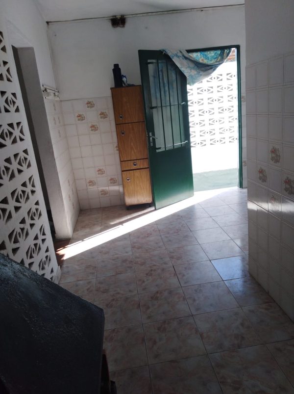 Casa próximo a Ruta 1 y Cibils - Imagen 2
